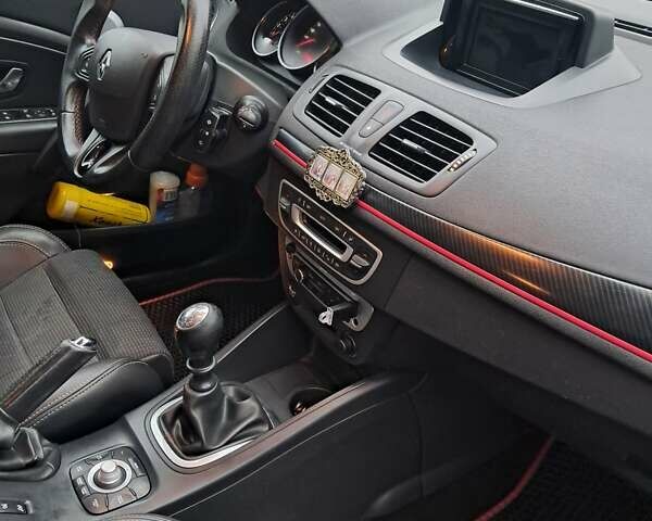 Чорний Рено Меган, об'ємом двигуна 1.46 л та пробігом 251 тис. км за 8300 $, фото 4 на Automoto.ua