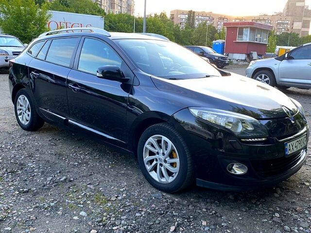 Черный Рено Меган, объемом двигателя 1.5 л и пробегом 210 тыс. км за 8800 $, фото 3 на Automoto.ua