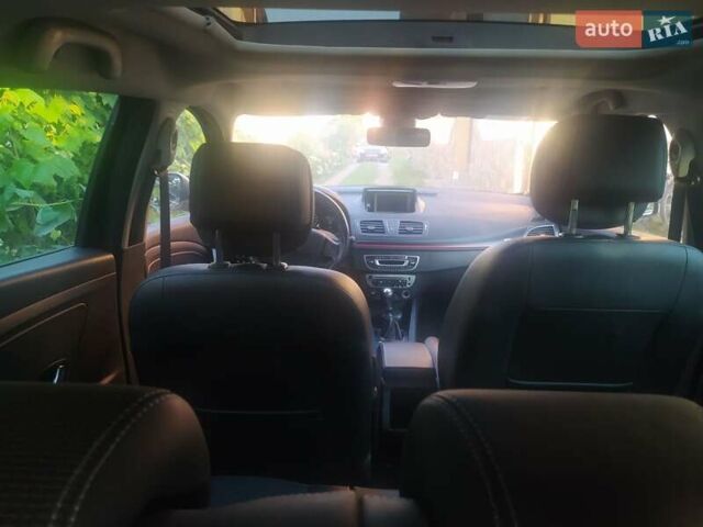 Черный Рено Меган, объемом двигателя 1.5 л и пробегом 188 тыс. км за 8400 $, фото 64 на Automoto.ua