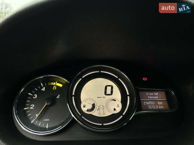 Черный Рено Меган, объемом двигателя 1.5 л и пробегом 216 тыс. км за 8399 $, фото 16 на Automoto.ua