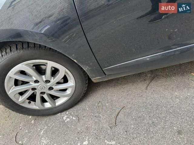 Черный Рено Меган, объемом двигателя 1.6 л и пробегом 252 тыс. км за 5999 $, фото 12 на Automoto.ua