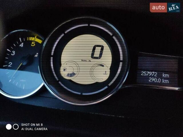 Чорний Рено Меган, об'ємом двигуна 1.5 л та пробігом 257 тис. км за 8300 $, фото 11 на Automoto.ua