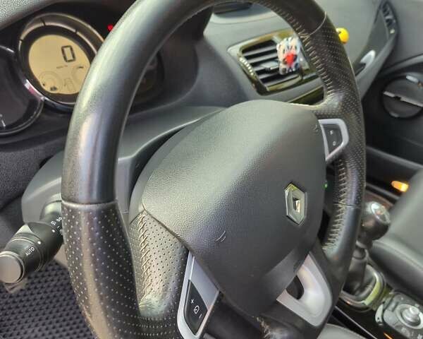 Черный Рено Меган, объемом двигателя 1.46 л и пробегом 270 тыс. км за 8600 $, фото 20 на Automoto.ua