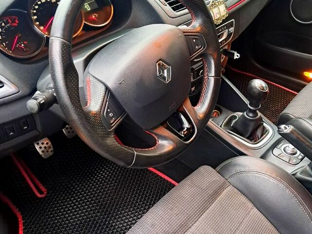 Чорний Рено Меган, об'ємом двигуна 1.5 л та пробігом 251 тис. км за 8300 $, фото 11 на Automoto.ua