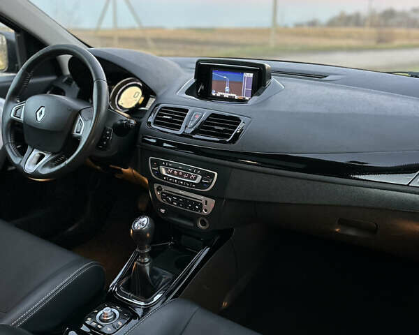 Черный Рено Меган, объемом двигателя 1.5 л и пробегом 270 тыс. км за 8900 $, фото 26 на Automoto.ua