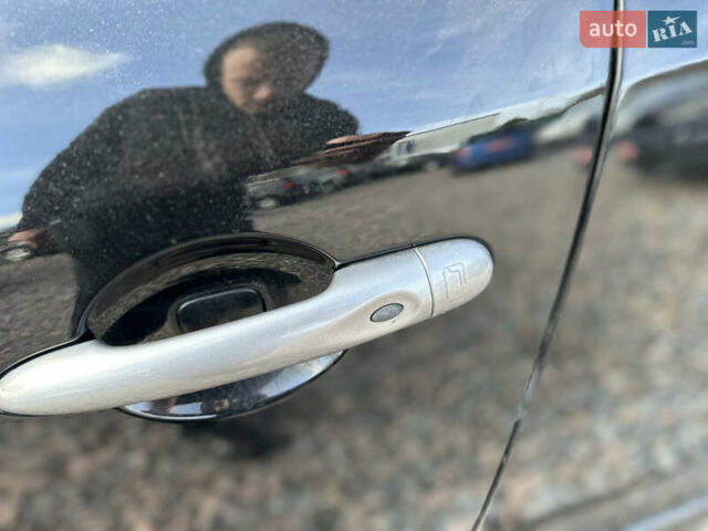 Черный Рено Меган, объемом двигателя 1.4 л и пробегом 148 тыс. км за 7299 $, фото 16 на Automoto.ua