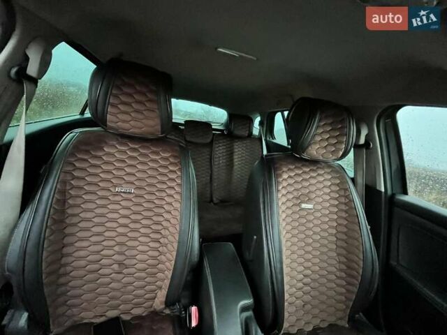 Черный Рено Меган, объемом двигателя 1.46 л и пробегом 297 тыс. км за 7000 $, фото 24 на Automoto.ua