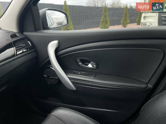 Чорний Рено Меган, об'ємом двигуна 1.46 л та пробігом 305 тис. км за 7000 $, фото 22 на Automoto.ua