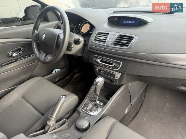 Черный Рено Меган, объемом двигателя 1.5 л и пробегом 194 тыс. км за 8700 $, фото 9 на Automoto.ua
