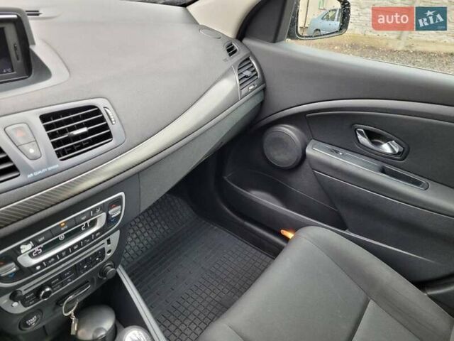 Чорний Рено Меган, об'ємом двигуна 1.5 л та пробігом 290 тис. км за 7700 $, фото 16 на Automoto.ua