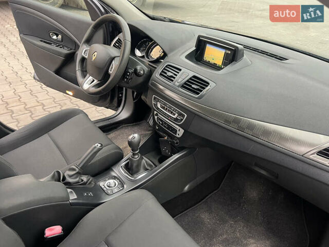 Черный Рено Меган, объемом двигателя 1.5 л и пробегом 233 тыс. км за 8200 $, фото 26 на Automoto.ua