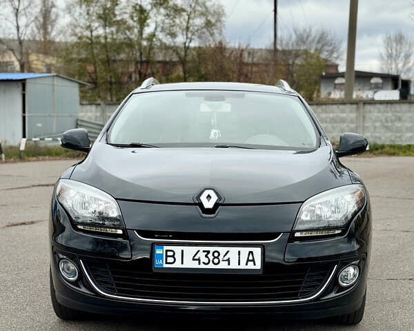Черный Рено Меган, объемом двигателя 1.5 л и пробегом 240 тыс. км за 8200 $, фото 1 на Automoto.ua