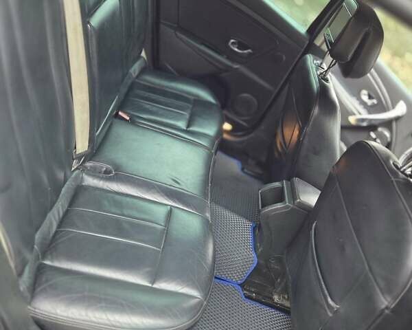 Черный Рено Меган, объемом двигателя 1.5 л и пробегом 197 тыс. км за 8000 $, фото 6 на Automoto.ua