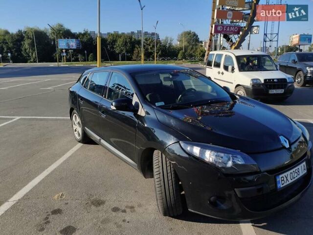 Рено Меган 2012 у Хмельницькому на Automoto.ua Чорний Рено Меган, об'ємом двигуна 1.46 л та пробігом 378 тис. км за 6400 $, фото 5 на Automoto.ua