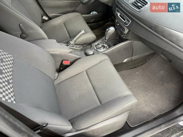 Черный Рено Меган, объемом двигателя 1.5 л и пробегом 194 тыс. км за 8700 $, фото 10 на Automoto.ua