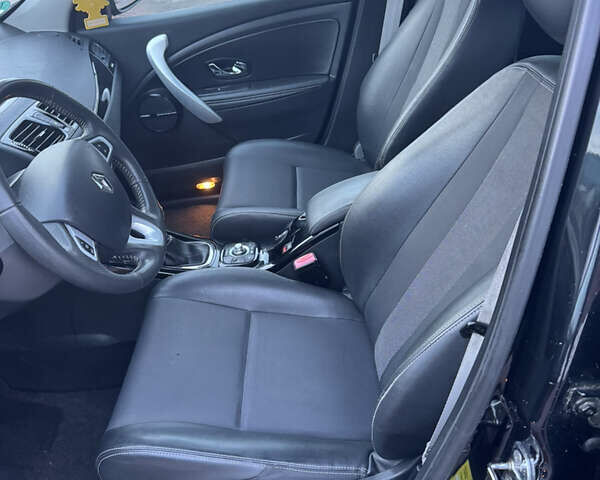 Чорний Рено Меган, об'ємом двигуна 0 л та пробігом 159 тис. км за 9500 $, фото 23 на Automoto.ua