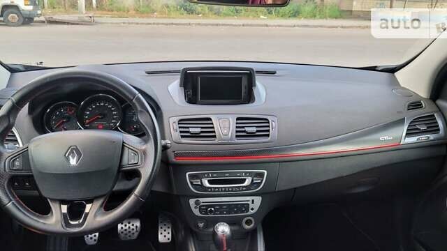 Черный Рено Меган, объемом двигателя 1.46 л и пробегом 243 тыс. км за 8900 $, фото 10 на Automoto.ua