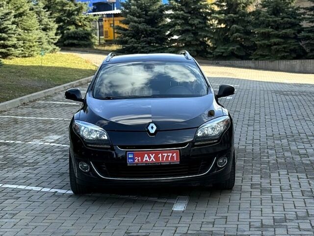 Черный Рено Меган, объемом двигателя 1.5 л и пробегом 287 тыс. км за 7950 $, фото 1 на Automoto.ua