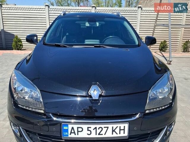 Черный Рено Меган, объемом двигателя 1.46 л и пробегом 300 тыс. км за 8500 $, фото 3 на Automoto.ua