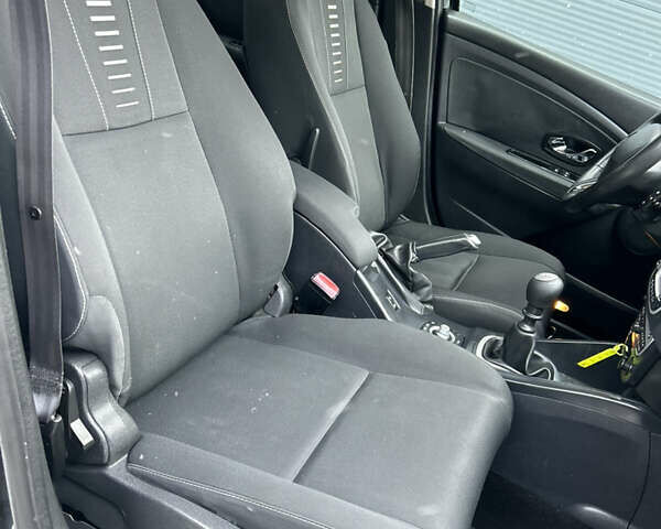 Чорний Рено Меган, об'ємом двигуна 1.5 л та пробігом 168 тис. км за 8500 $, фото 103 на Automoto.ua