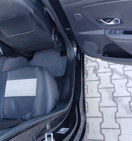 Черный Рено Меган, объемом двигателя 1.5 л и пробегом 236 тыс. км за 9100 $, фото 42 на Automoto.ua