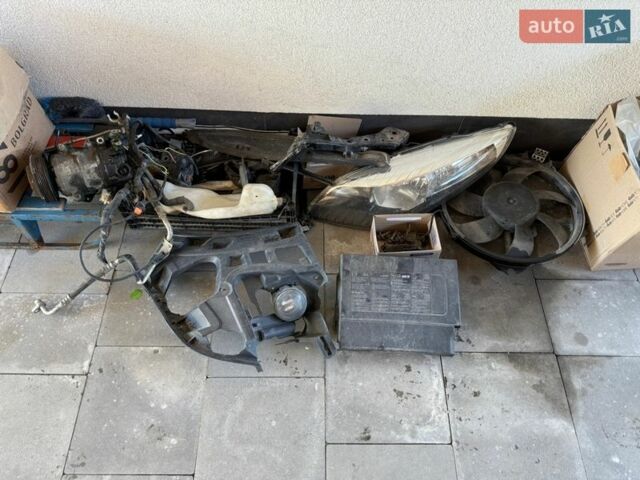 Чорний Рено Меган, об'ємом двигуна 1.5 л та пробігом 225 тис. км за 3600 $, фото 17 на Automoto.ua