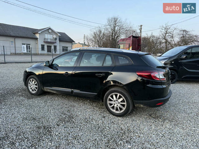 Черный Рено Меган, объемом двигателя 1.46 л и пробегом 200 тыс. км за 7400 $, фото 28 на Automoto.ua