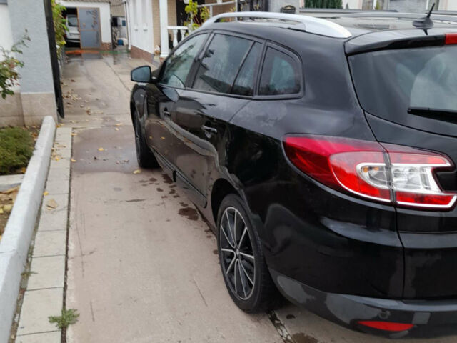 Черный Рено Меган, объемом двигателя 1.46 л и пробегом 235 тыс. км за 8000 $, фото 3 на Automoto.ua