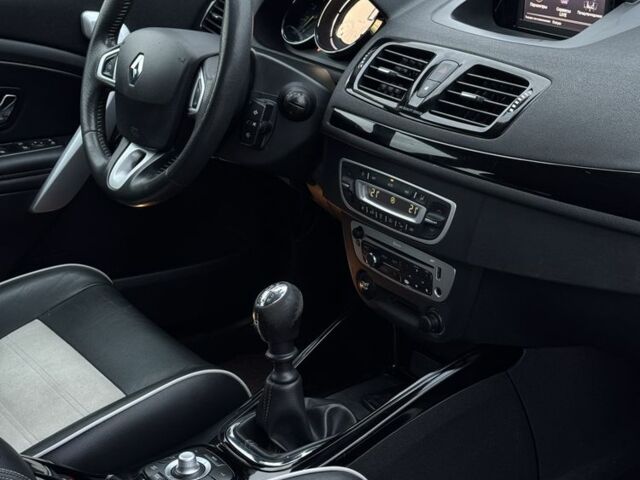 Черный Рено Меган, объемом двигателя 1.5 л и пробегом 238 тыс. км за 8300 $, фото 18 на Automoto.ua