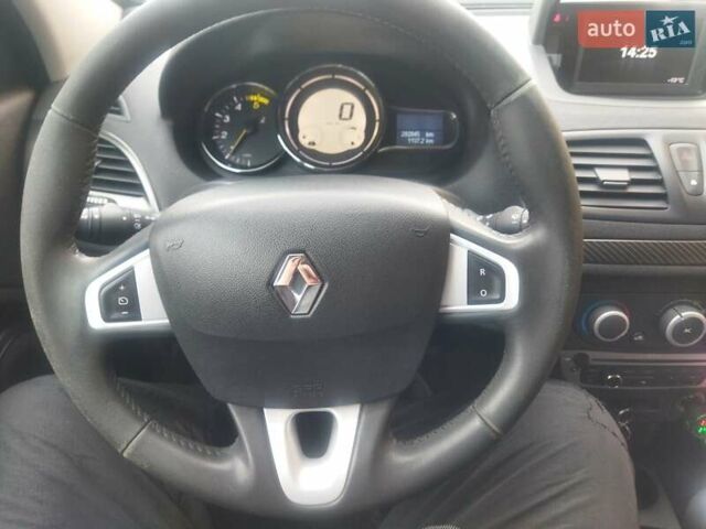 Черный Рено Меган, объемом двигателя 1.5 л и пробегом 280 тыс. км за 7699 $, фото 13 на Automoto.ua