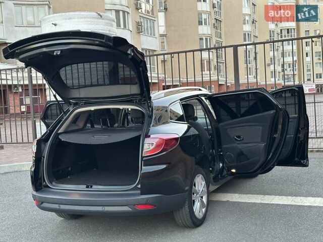 Рено Меган 2012 в Николаеве на Automoto.ua Черный Рено Меган, объемом двигателя 1.5 л и пробегом 275 тыс. км за 7700 $, фото 21 на Automoto.ua