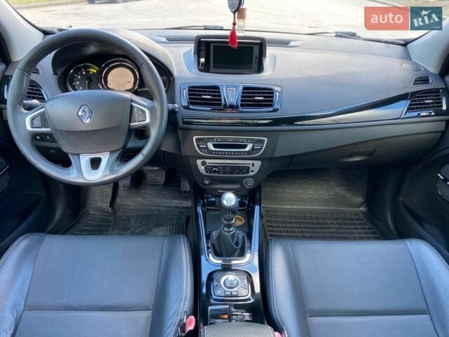 Чорний Рено Меган, об'ємом двигуна 1.46 л та пробігом 220 тис. км за 7700 $, фото 15 на Automoto.ua