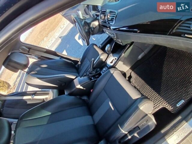 Черный Рено Меган, объемом двигателя 1.46 л и пробегом 270 тыс. км за 6800 $, фото 10 на Automoto.ua