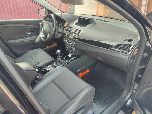 Чорний Рено Меган, об'ємом двигуна 1.5 л та пробігом 234 тис. км за 7900 $, фото 6 на Automoto.ua