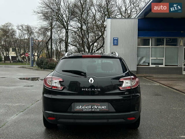 Черный Рено Меган, объемом двигателя 1.5 л и пробегом 216 тыс. км за 8399 $, фото 5 на Automoto.ua
