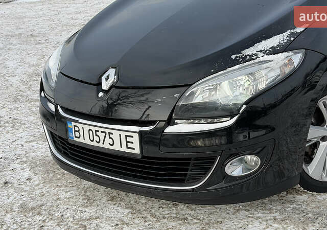 Черный Рено Меган, объемом двигателя 1.46 л и пробегом 220 тыс. км за 7950 $, фото 6 на Automoto.ua