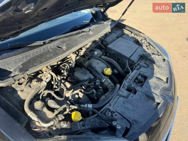 Чорний Рено Меган, об'ємом двигуна 1.46 л та пробігом 300 тис. км за 7500 $, фото 8 на Automoto.ua