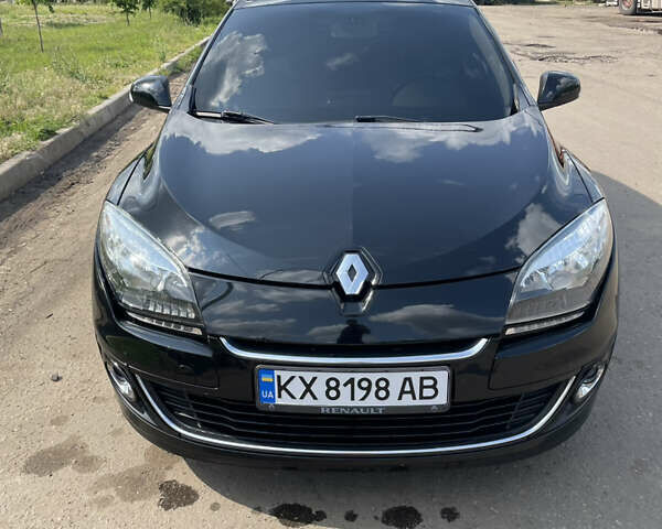 Чорний Рено Меган, об'ємом двигуна 1.46 л та пробігом 223 тис. км за 9700 $, фото 1 на Automoto.ua