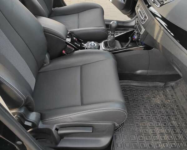 Чорний Рено Меган, об'ємом двигуна 1.46 л та пробігом 349 тис. км за 9700 $, фото 12 на Automoto.ua