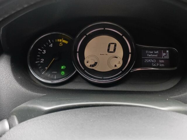 Черный Рено Меган, объемом двигателя 1.5 л и пробегом 260 тыс. км за 7711 $, фото 1 на Automoto.ua