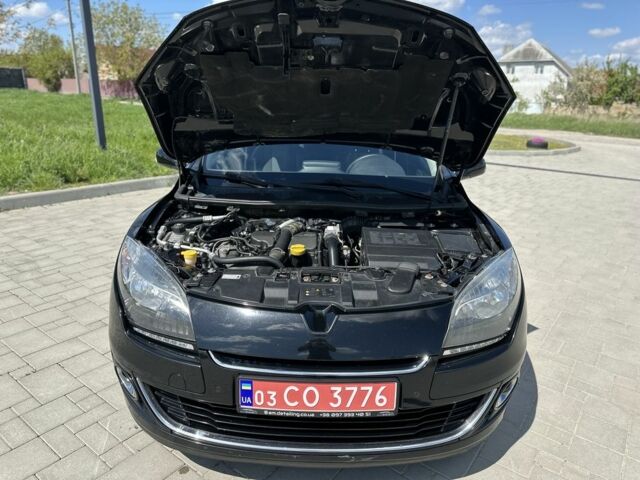 Черный Рено Меган, объемом двигателя 0.15 л и пробегом 259 тыс. км за 8800 $, фото 6 на Automoto.ua