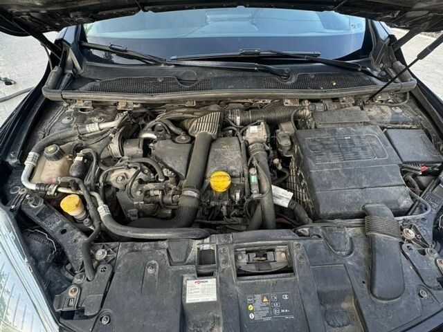 Черный Рено Меган, объемом двигателя 1.46 л и пробегом 250 тыс. км за 6800 $, фото 25 на Automoto.ua