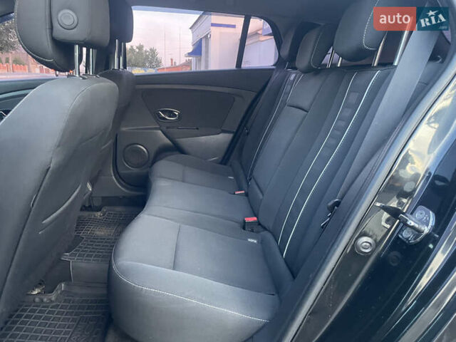 Черный Рено Меган, объемом двигателя 1.46 л и пробегом 250 тыс. км за 7300 $, фото 6 на Automoto.ua