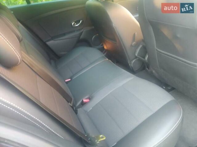 Черный Рено Меган, объемом двигателя 1.5 л и пробегом 188 тыс. км за 8400 $, фото 63 на Automoto.ua