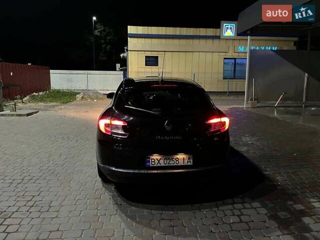 Рено Меган 2012 у Хмельницькому на Automoto.ua Чорний Рено Меган, об'ємом двигуна 1.46 л та пробігом 378 тис. км за 6400 $, фото 15 на Automoto.ua