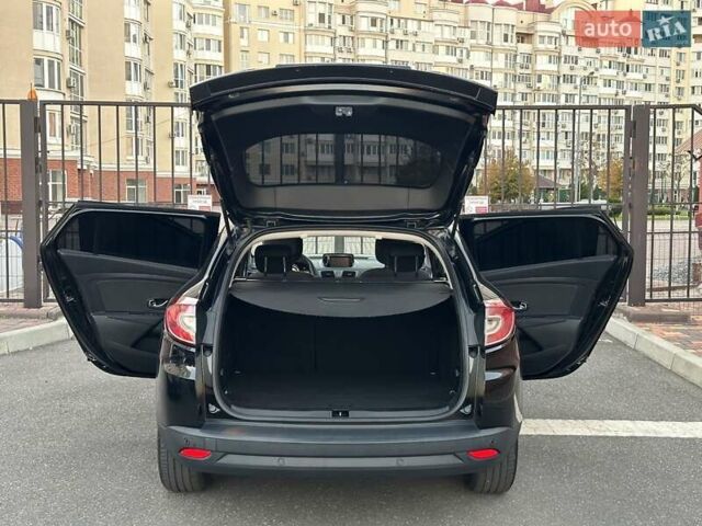 Рено Меган 2012 в Николаеве на Automoto.ua Черный Рено Меган, объемом двигателя 1.5 л и пробегом 275 тыс. км за 7700 $, фото 22 на Automoto.ua