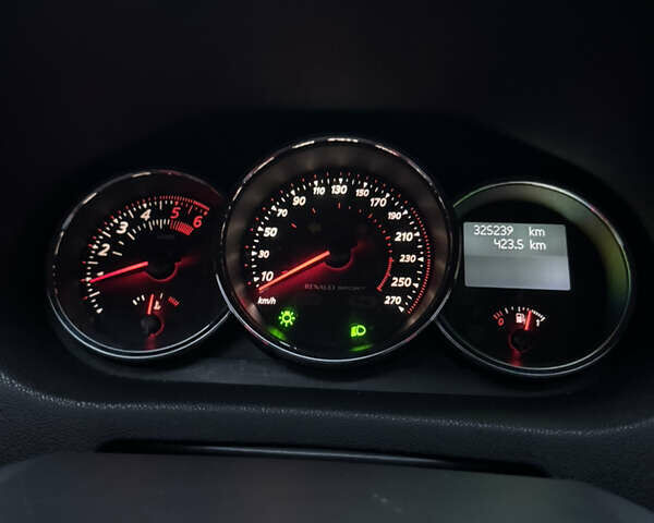 Черный Рено Меган, объемом двигателя 1.46 л и пробегом 325 тыс. км за 8000 $, фото 13 на Automoto.ua