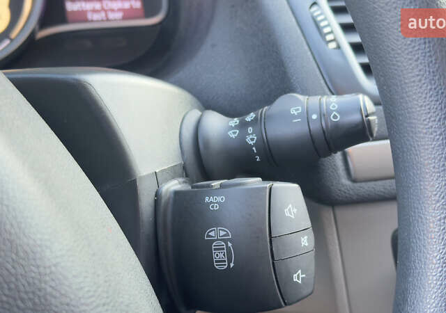 Черный Рено Меган, объемом двигателя 1.6 л и пробегом 199 тыс. км за 7900 $, фото 61 на Automoto.ua