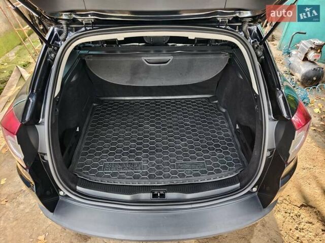 Черный Рено Меган, объемом двигателя 1.4 л и пробегом 187 тыс. км за 7100 $, фото 29 на Automoto.ua