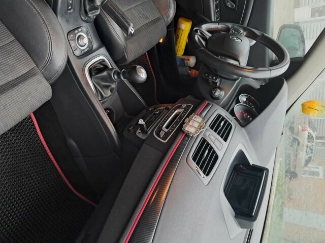 Чорний Рено Меган, об'ємом двигуна 1.5 л та пробігом 251 тис. км за 8300 $, фото 10 на Automoto.ua